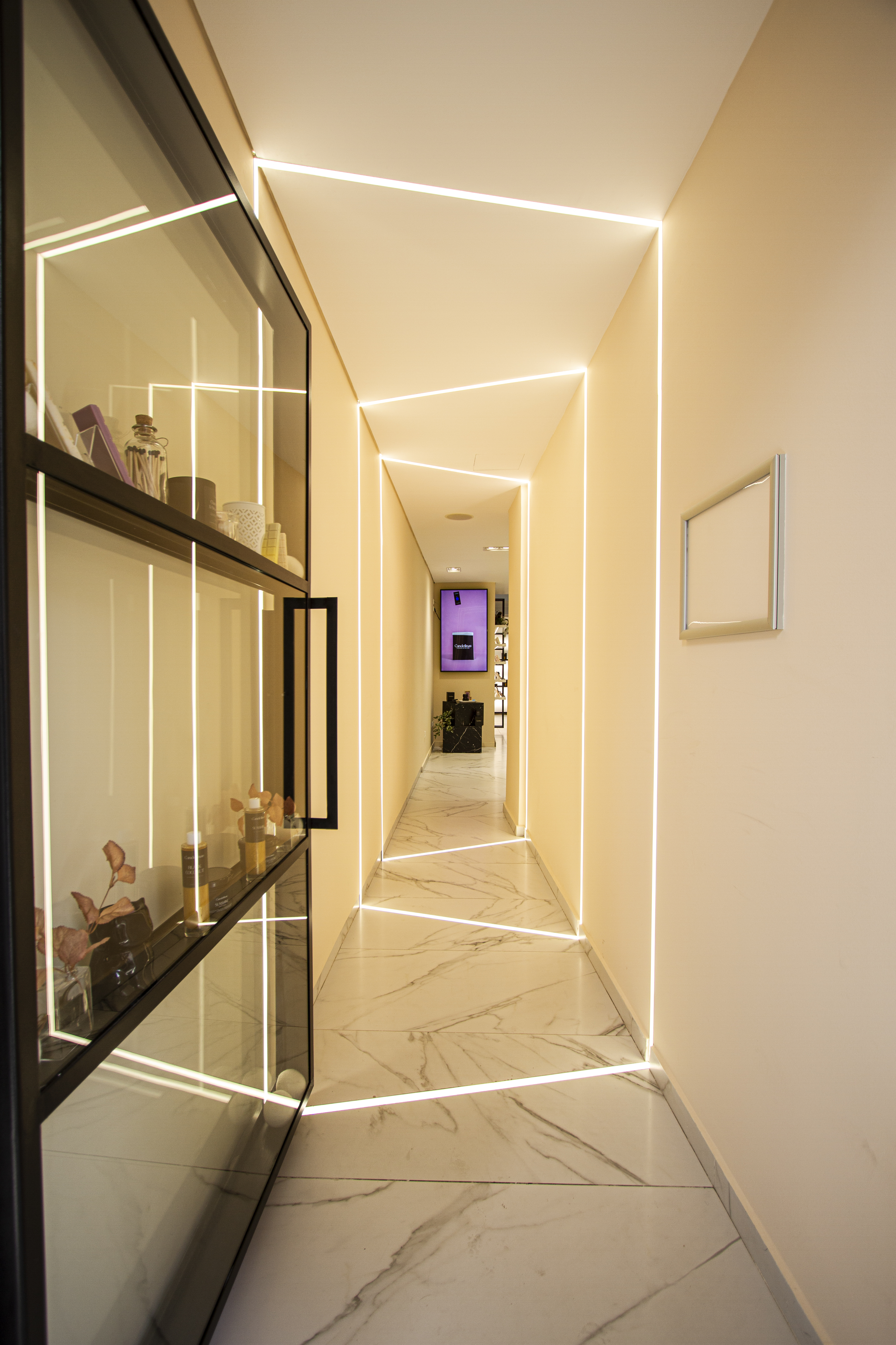 Ανακαίνιση Εμπορικού καταστήματος 